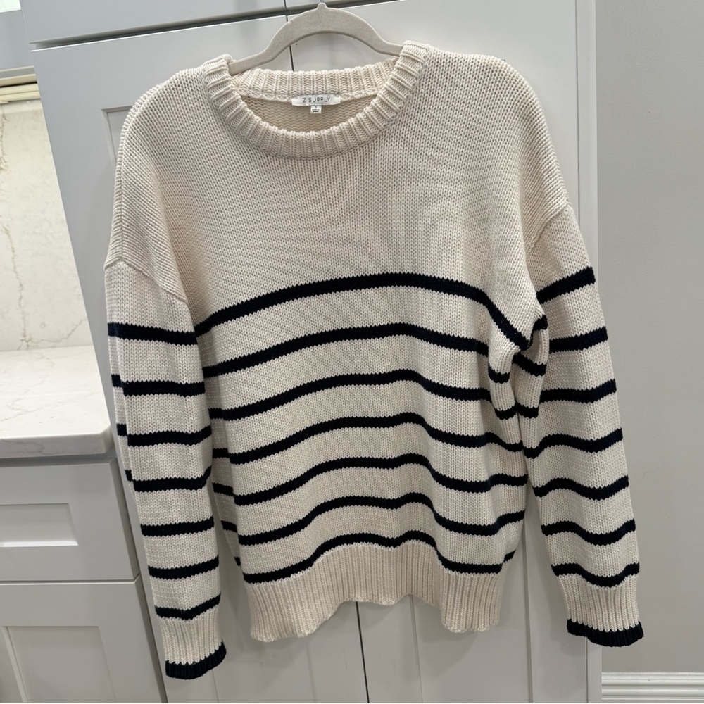 Z Supply White Navy Stripe Knit Sweater Comfy Oversized Size S Small